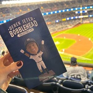 NY Yankees Derek Jeter Final Hit Bobblehead